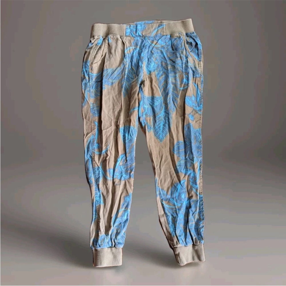 Kavu jetty leaf pattern jogger pants